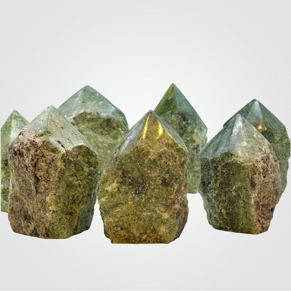 Jade Gemstone w/ Natural Markings of Brown Iron, or White Quartz (Small - 200g) - Picture 8 of 12